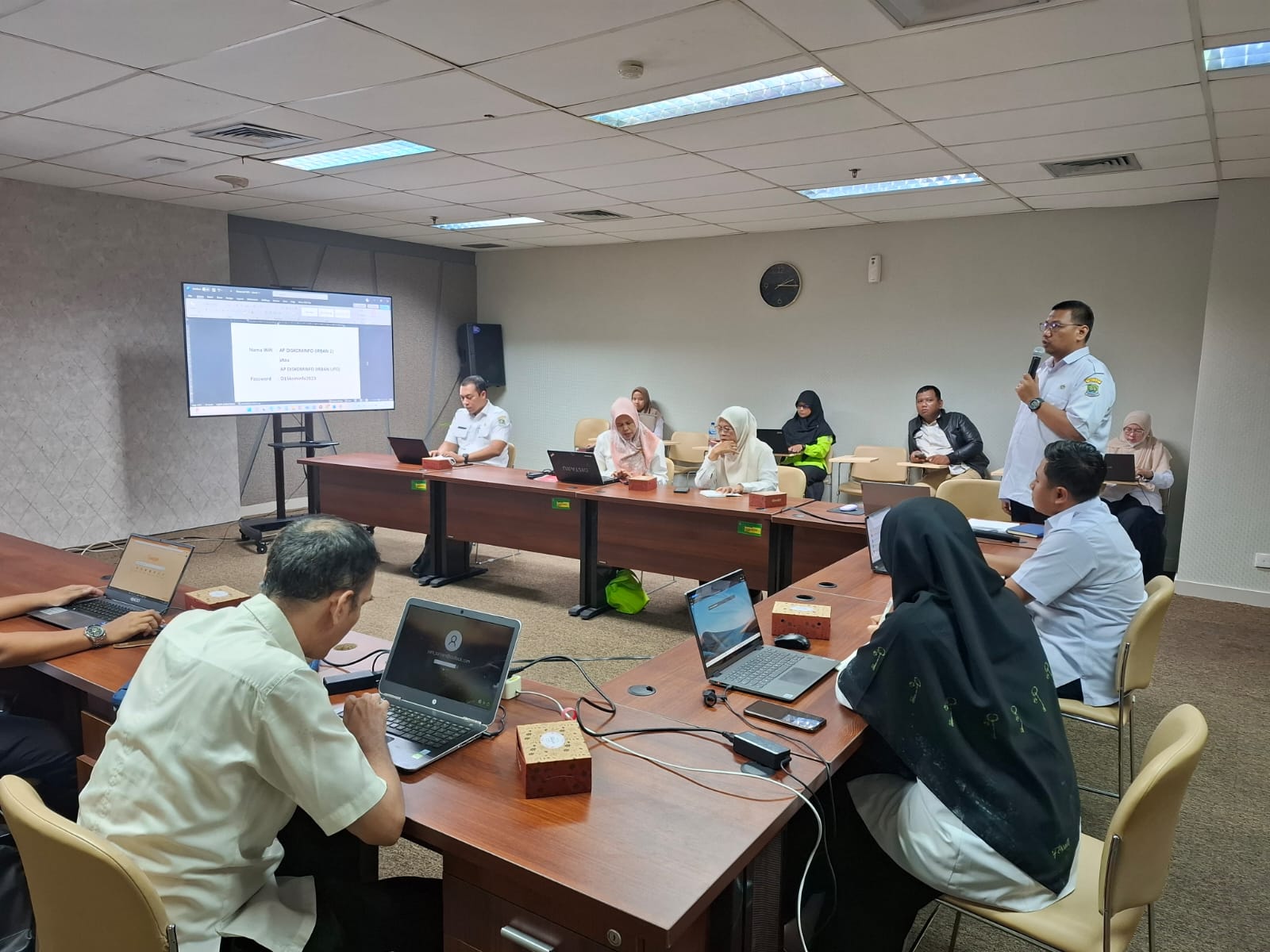 INSPEKTORAT KOTA BEKASI MENGADAKAN KEGIATAN E-LEARNING PENINGKATAN PEMAHAMAN GRATIFIKASI TAHUN 2025